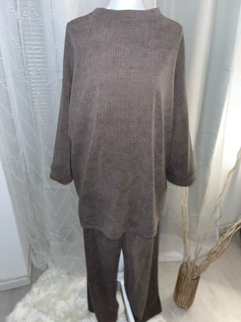 Ensemble Velour Shay Taupe